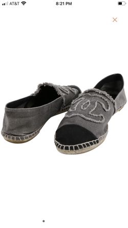 Chanel Woven Canvas/Fabric Round-Toe CC Logo Espadrille Flats