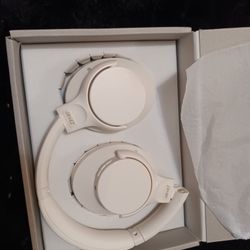 BUGANI HEADPHONES