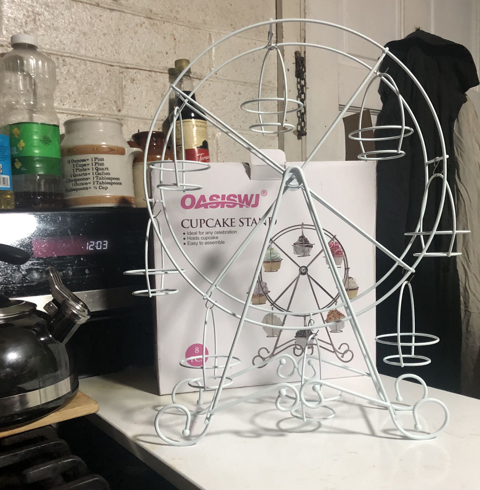 OASISWJ CUPCAKE STAND