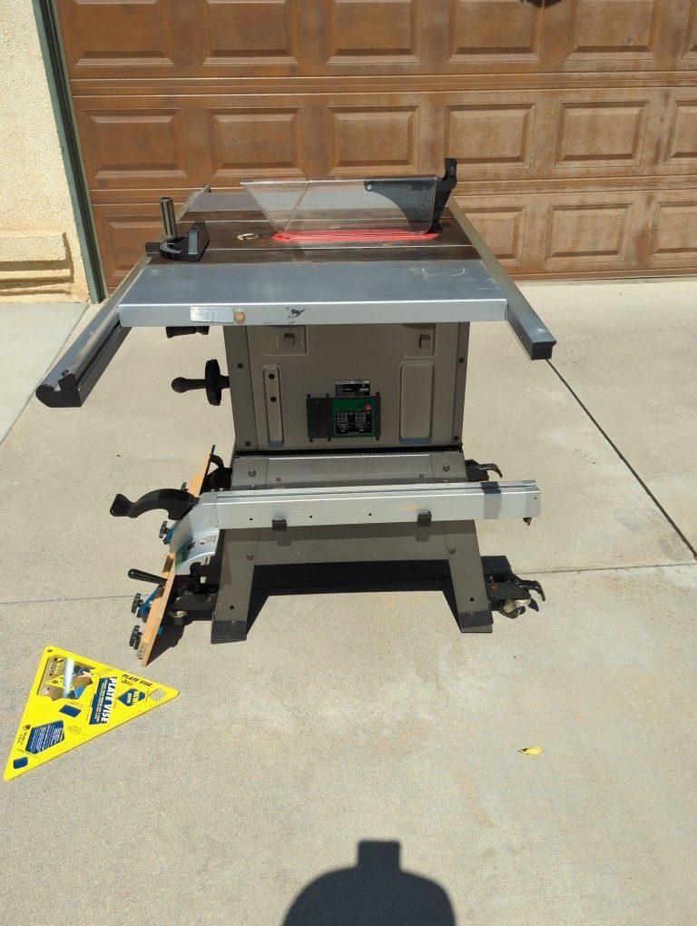 Hitachi Table Saw. Model C10FL.