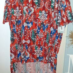 New Lularoe Tunic Size 2/4X