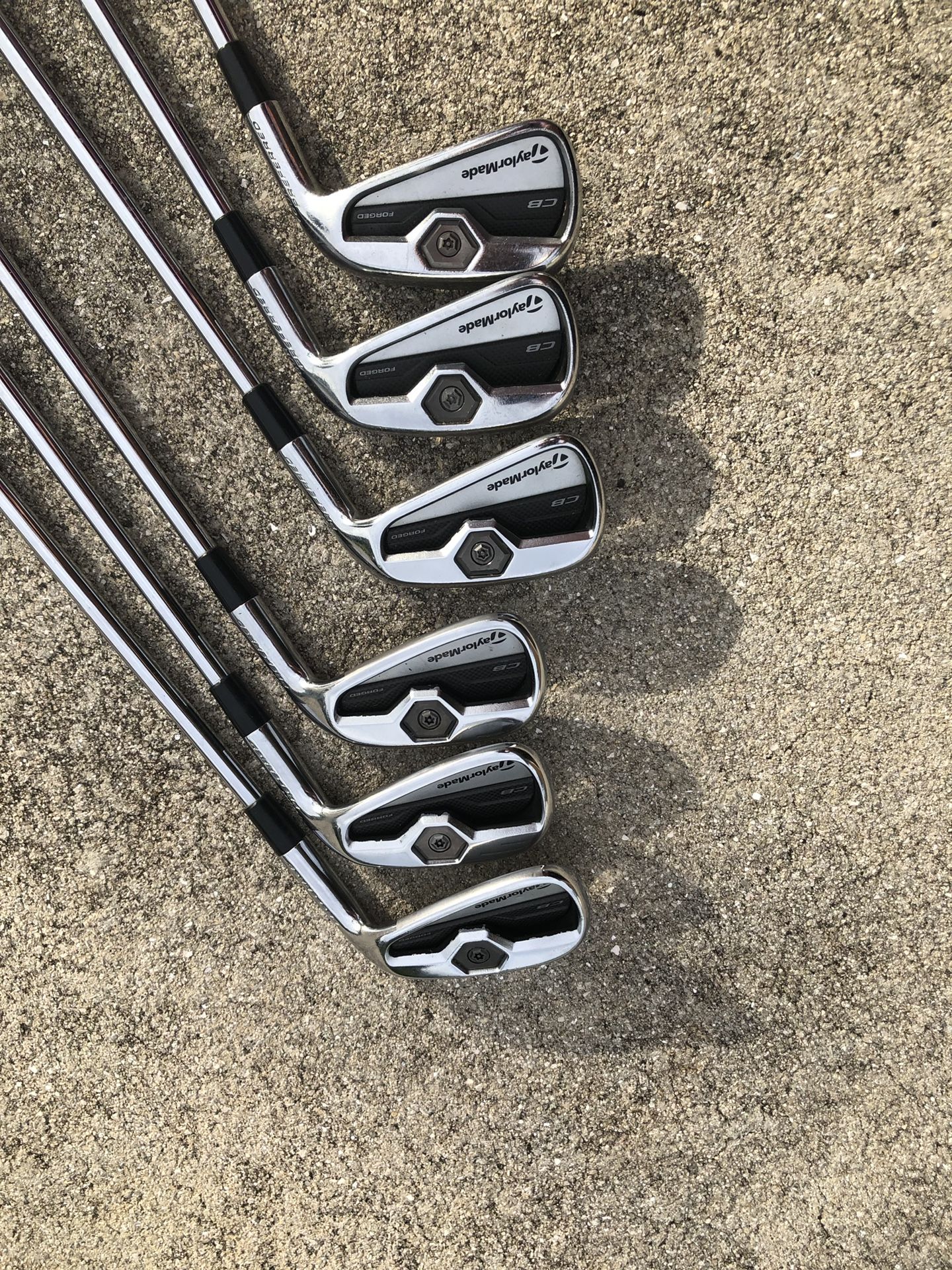 Taylormade Tour Preferred CB Irons 5-P, AW - Golf