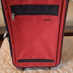 "Essentials" Small Red Luggage 