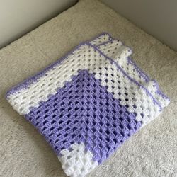 Hand Crocheted Knitted Knit Baby Girls Blanket Lilac Purple White 28” x 28” 