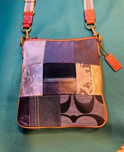 Vintage retro COACH patchwork crossbody bag in blues