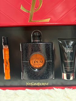 Yves Saint Laurent Black Opium Perfume Gift Set