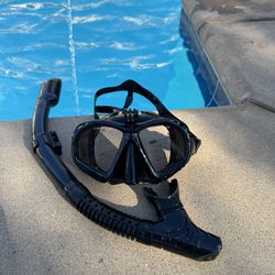 Brand New Diving Goggles With Snorkel