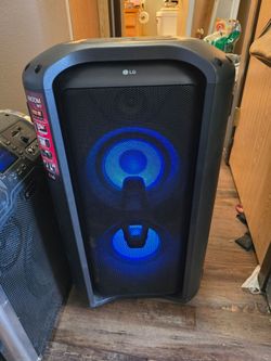 LG XBoom Bluetooth Wireless Party Speaker