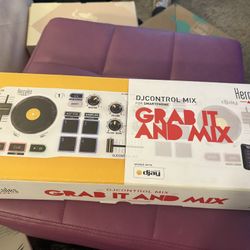 Hercules DJ Bluetooth DJ Controller