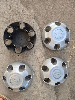 Toyota wheel center cap