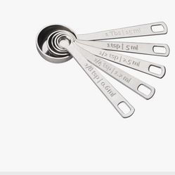 Le Creuset Stainless Steel Measuring Spoons, Set of 5