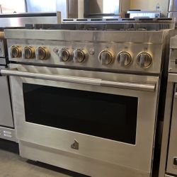 Jenn Air 36”Wide All Gas Stainless Steel Range Stove With 6 Burners 