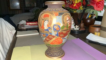 Vintage Japanese (Satsuma) Vase