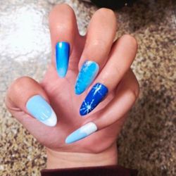 Handmade Press On Nails - Winter Blue Sparkle Set