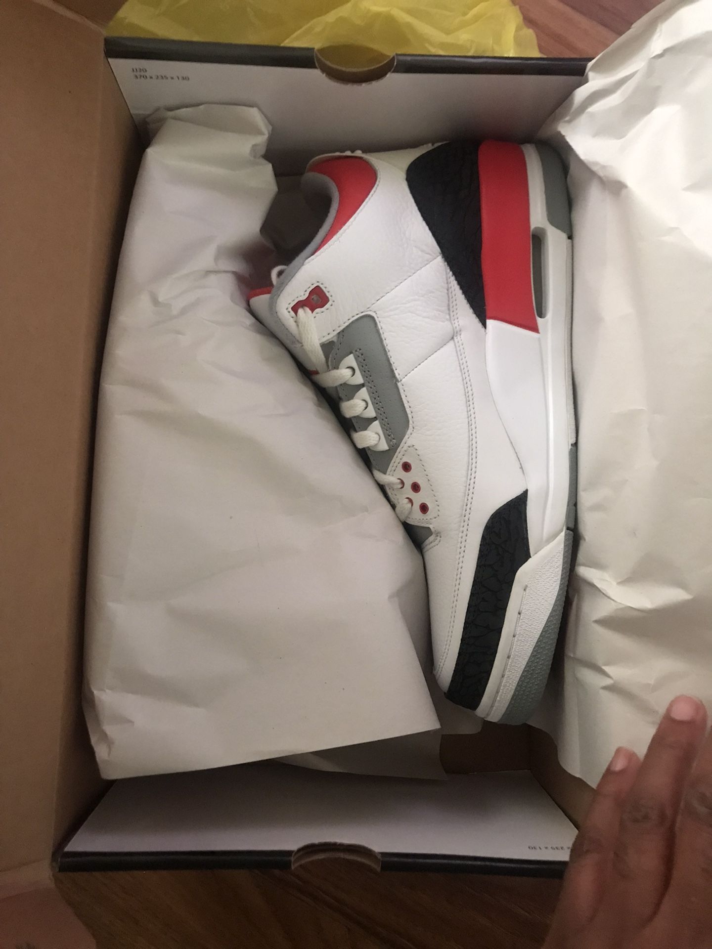 Nike Air Jordan 3 Retro “Fire Red”
