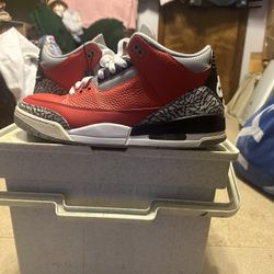 Jordan Three Fire Red SE