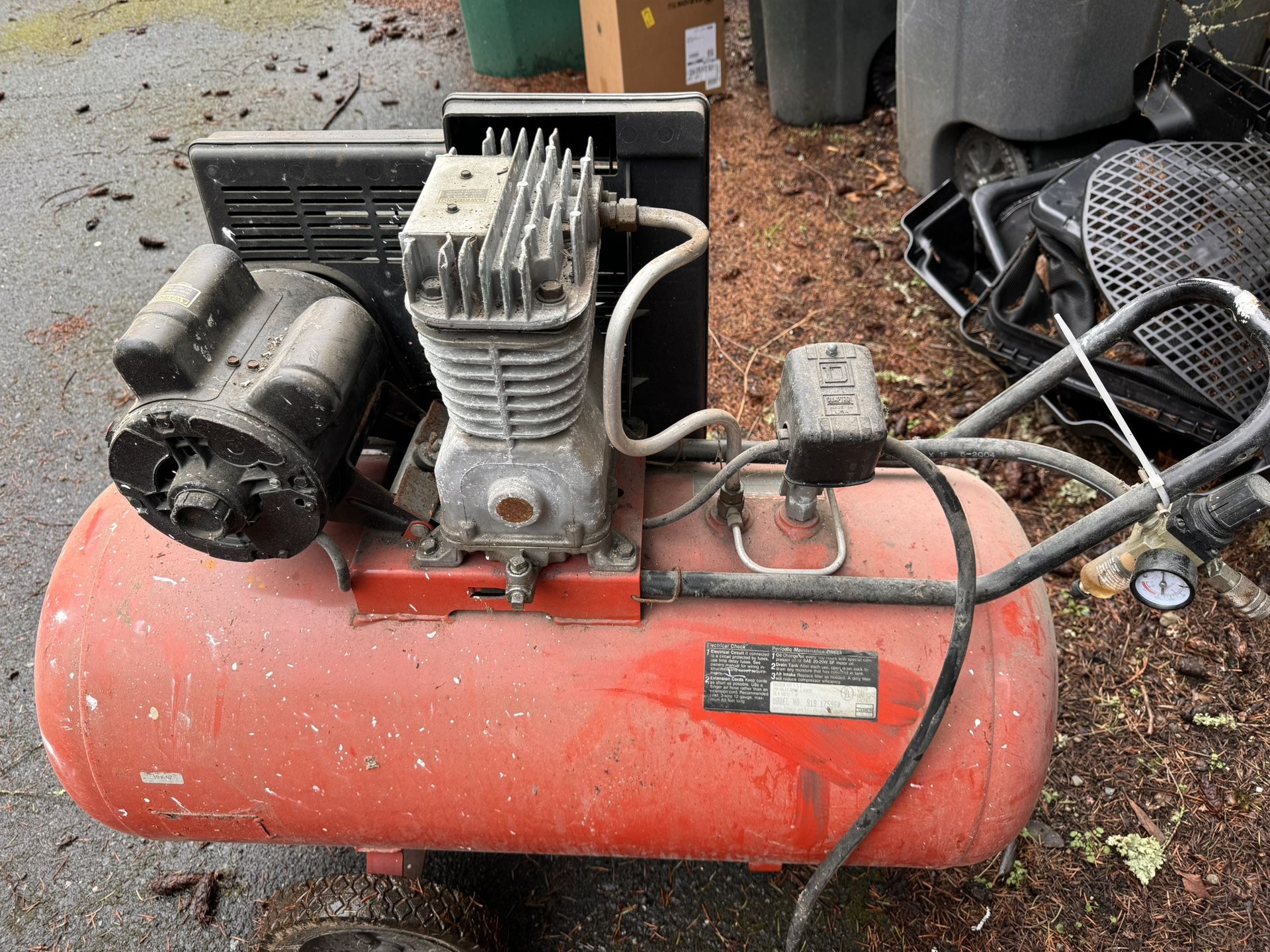33 Gallon Compressor