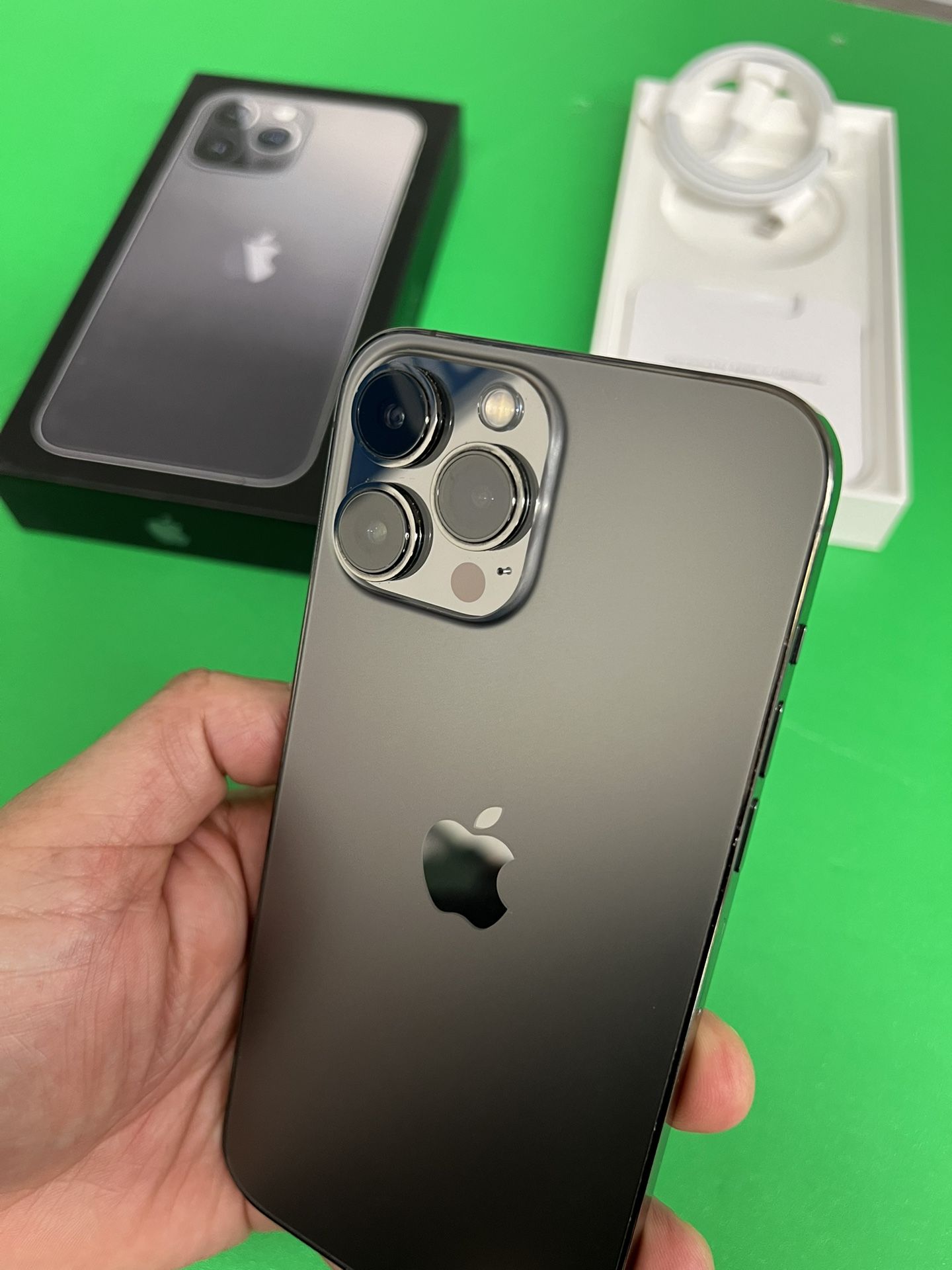 iPhone 13 Pro Max 256gb Factory Unlocked ( Liberado)