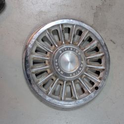 Pontiac Wheel Hubcaps