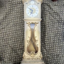 Vintage 8 Day Wind Clock