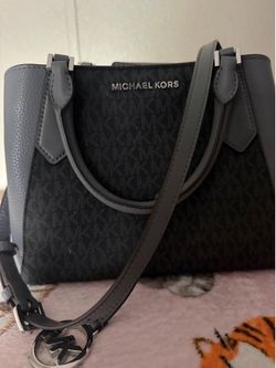 Michael Kors gray bag