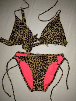 BRAND NEW - Victoria's Secret Women’s SIZE XS Leopard Print Bikini Top & Bottom