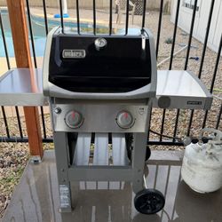 Webber Grill BBQ Spirit 2 Great Condition. Cleaned Ready To Use.  