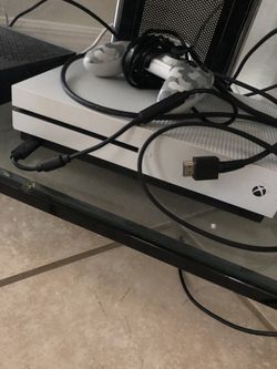 Xbox one S 500gb need gone tonight