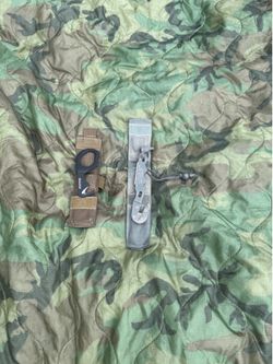 Seatbelt cutter