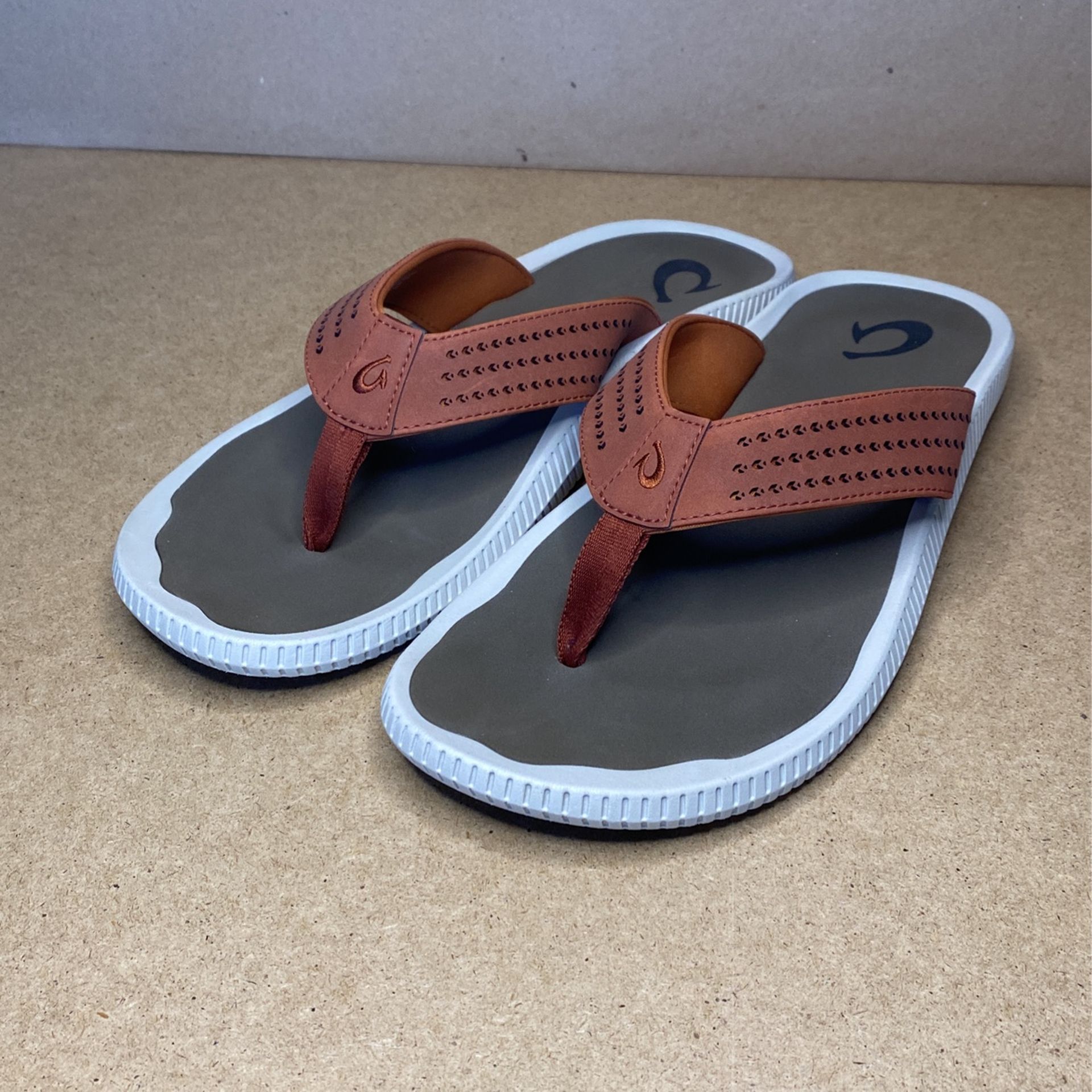 Olukai Men's Tuahine Leather Beach Sandals Men’s Size 14