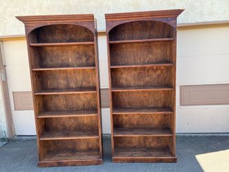 2 Solid Oak Bookcases, $80 Total, Both, 5 Shelves, Delivery
