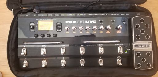 Line 6 Pod X3 Live Multi Effects Pedalboard w/ Case ( for Sale in