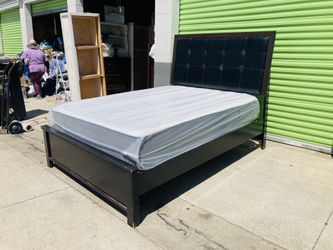 Queen Bed