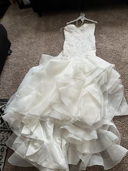 Wedding Dress Size 12 With Veil Thumbnail