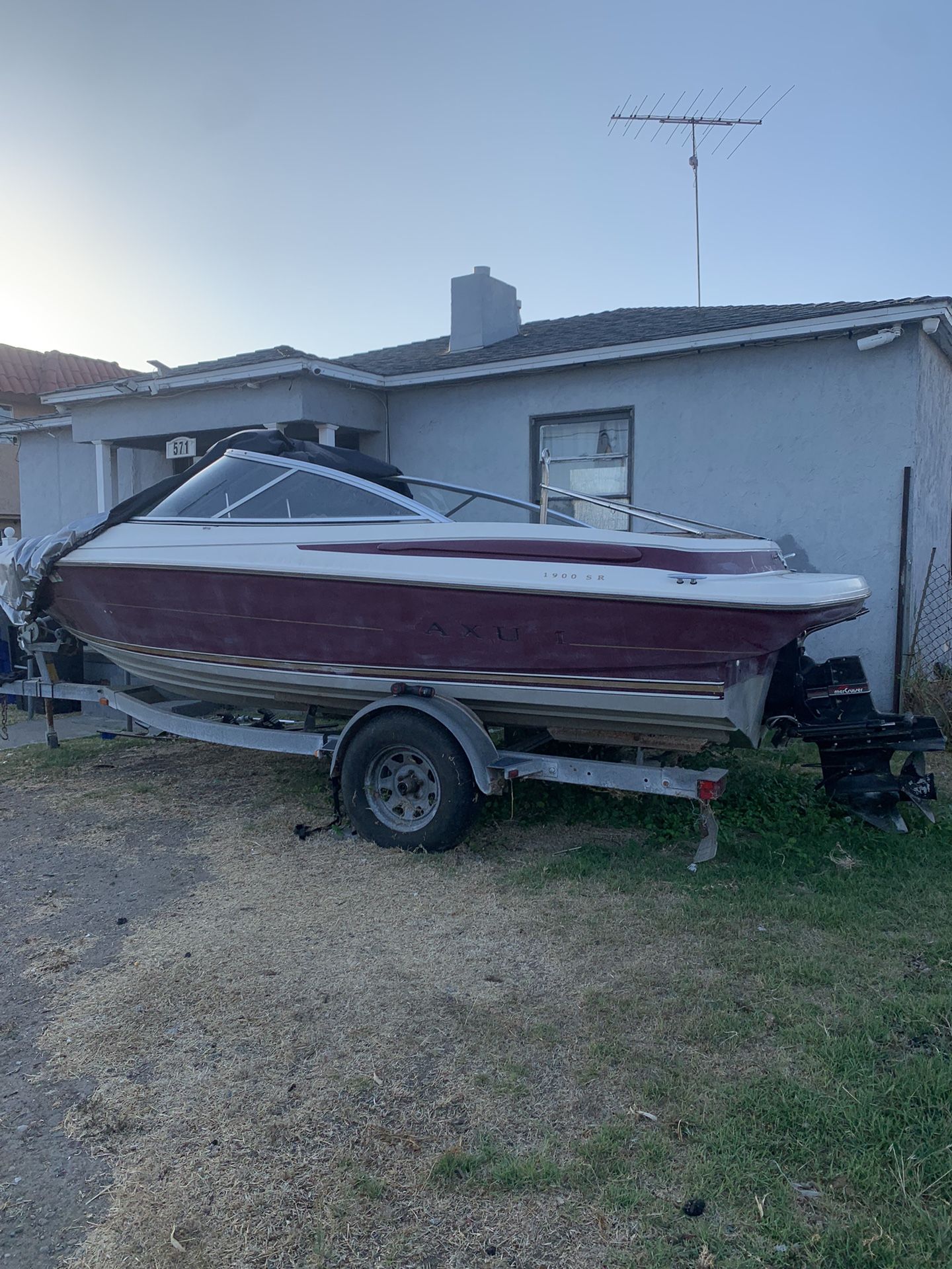 96 Maxum Sr1900