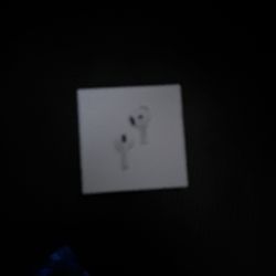 Airpods 4 ( noise cancellation)