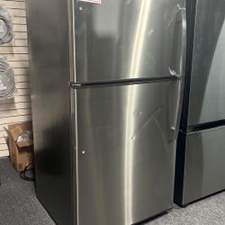 Ge Top Freezer Stainless Steel Ice Maker 