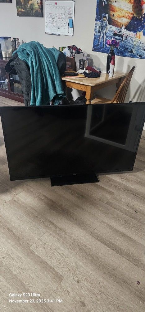 55" Sanyo