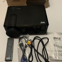 Pyle Pro PRJLE33 1080p Portable LED Projector - Black