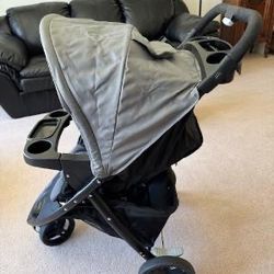 BABY STROLLER (LIKE NEW) ONLY USED A FEW TIMES FOR A MONTH - $30.00