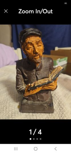 Sculpture Vintage Mendel the Book-Seller
