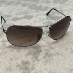 Ray-Ban Aviator Sunglasses
