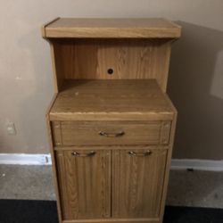 Computer desk￼