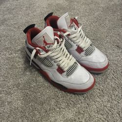 Fire Red Jordan 4