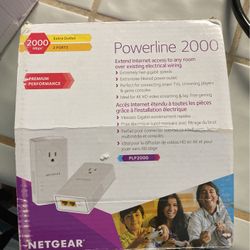 2 Port Net gear Power Line 