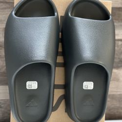 Adidas Yeezy Slide Dark Onyx ID5102 Men's Size 12 NEW 