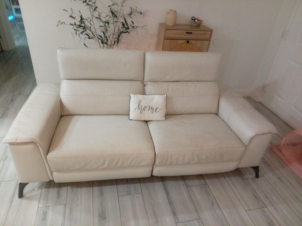 The Pearson Sofa