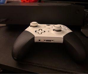 Xbox Series s + Elite Controller 2