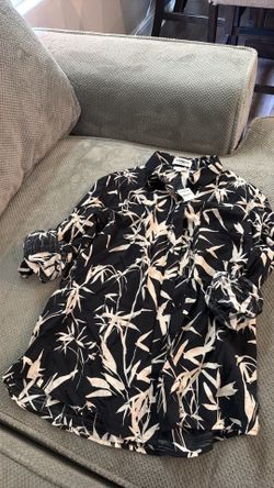 Women’s blouse