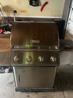 Gas grill